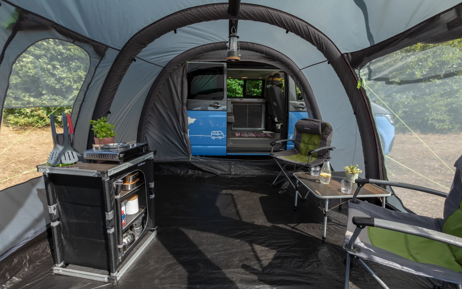 Berger Aufblasbares Busvorzelt Touring Air Mit Festem Boden Und Freistehend 4 Berger Aufblasbares Busvorzelt Touring Air Mit Festem Boden Und Freistehend – Bild 4