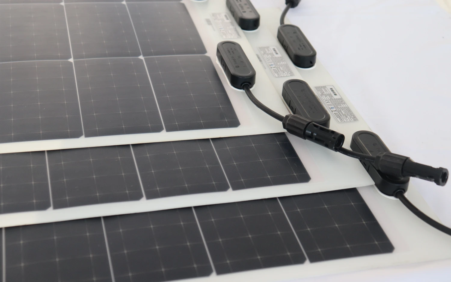 Berger Flexibles Solarpanel 5 Berger Flexibles Solarpanel – Bild 5