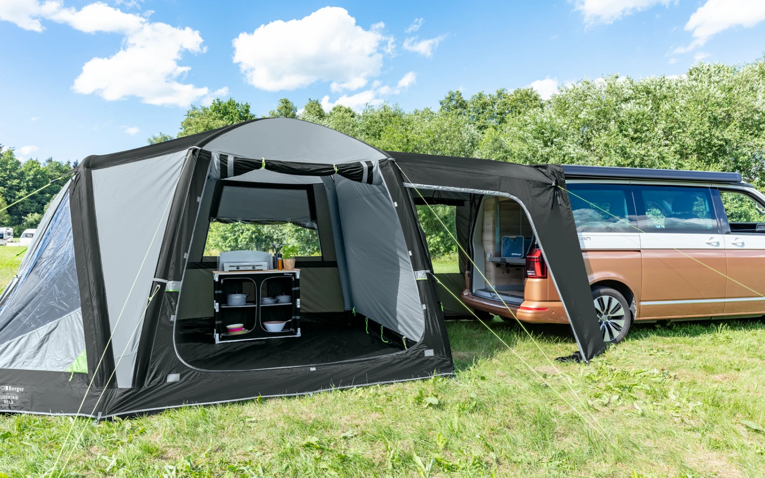 Berger Liberta Air BUS Aufblasbares Heckzelt 15 Berger Liberta Air BUS Aufblasbares Heckzelt – Bild 15