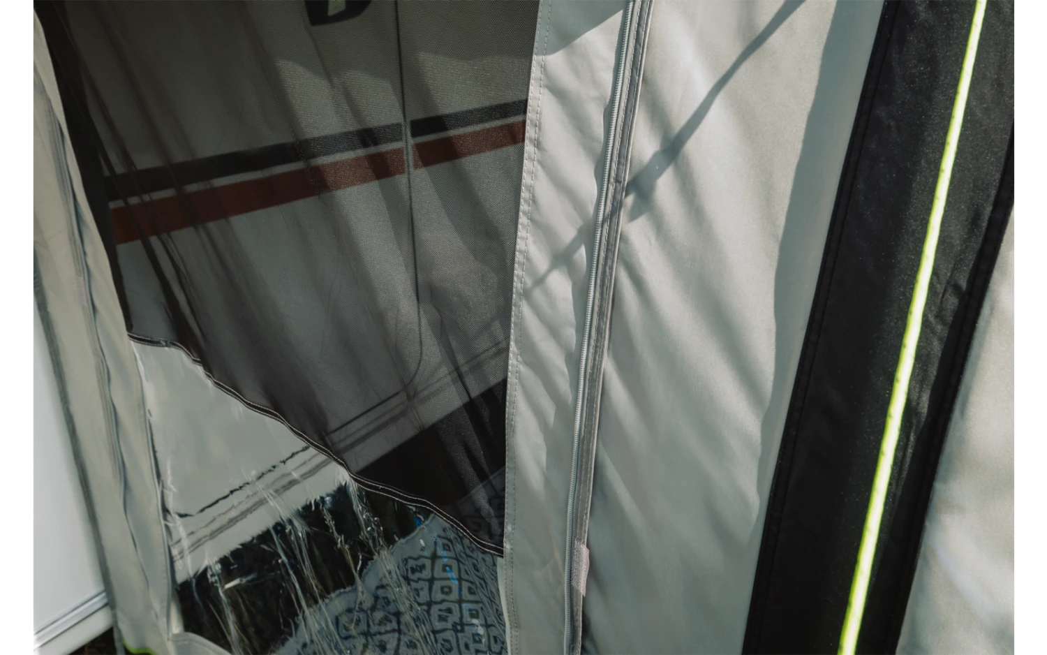 Berger Garda Air 4-Season Aufblasbares Vorzelt Für Wohnwagen 13 Berger Garda Air 4-Season Aufblasbares Vorzelt Für Wohnwagen – Bild 13