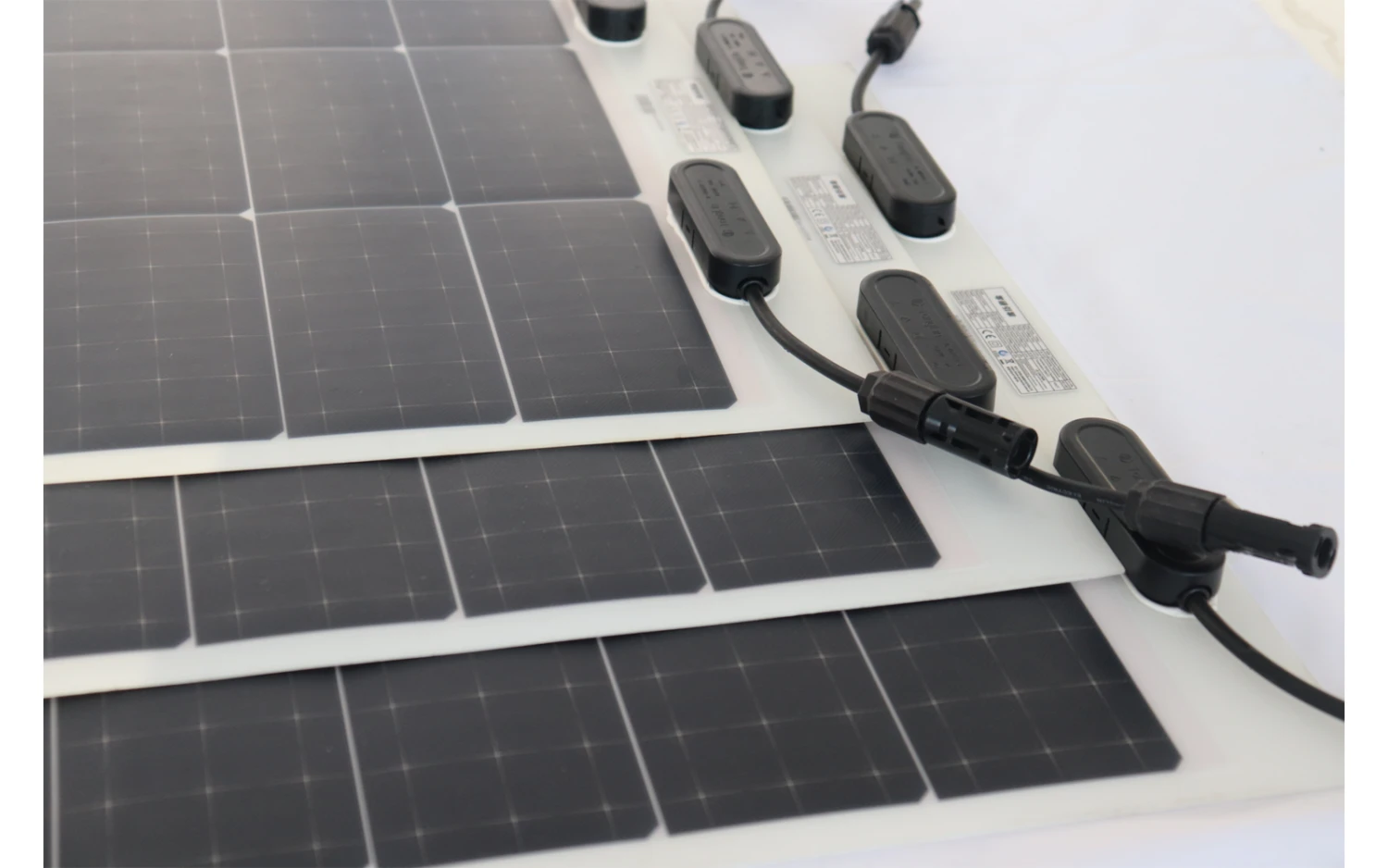 Berger Flexibles Solarpanel 2 Berger Flexibles Solarpanel – Bild 2